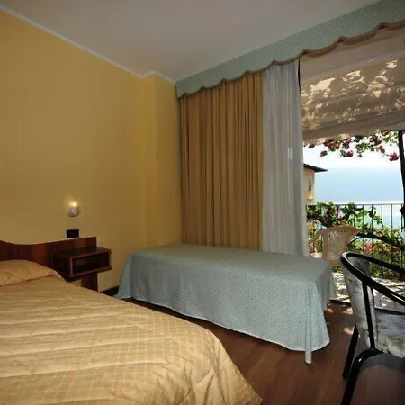 Hotel Lido 3*
