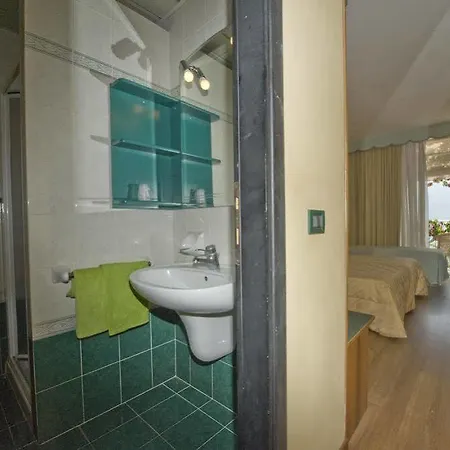 Lido Hotel Gargnano