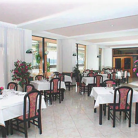 מלון Lido
