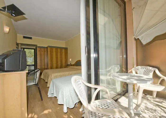 Lido 3*