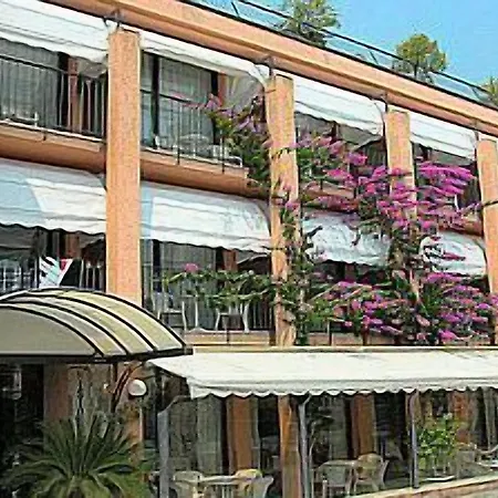 Hotel Lido Gargnano